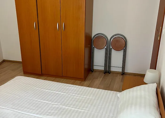 Apartamento Bronislovas 1 *