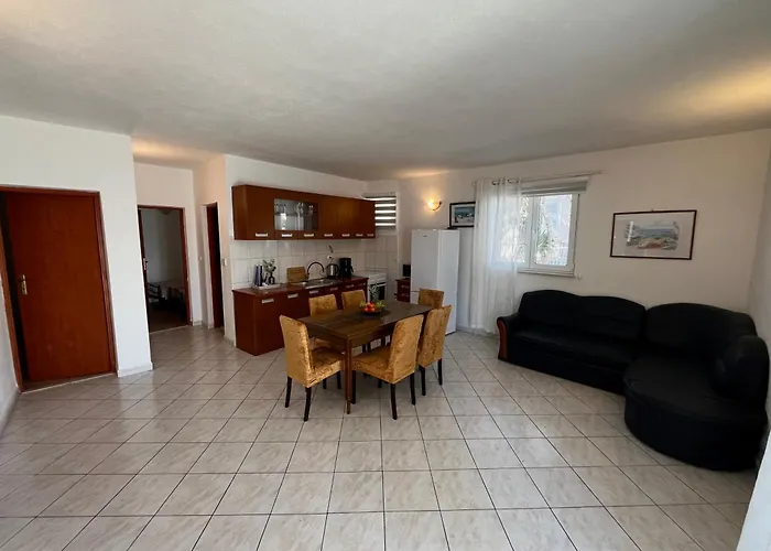 Apartamento Bronislovas 1 *